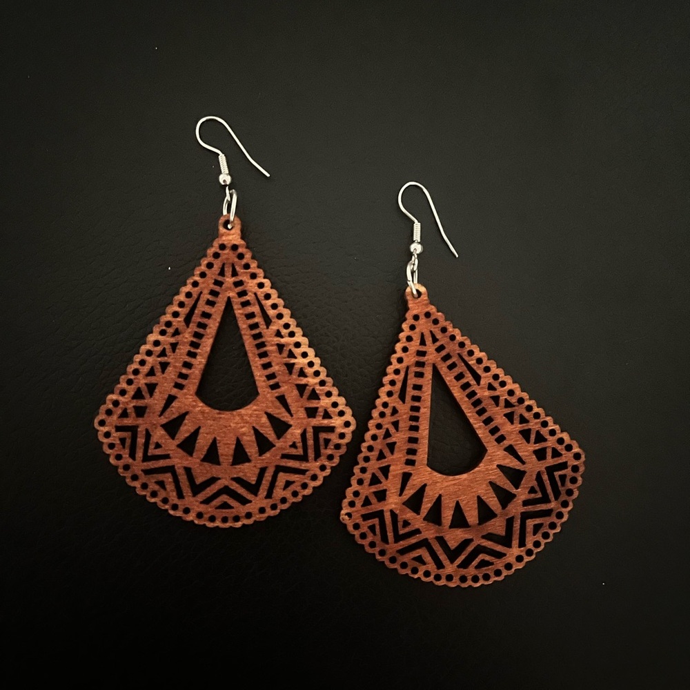 Elegant Brown Geometric Earrings